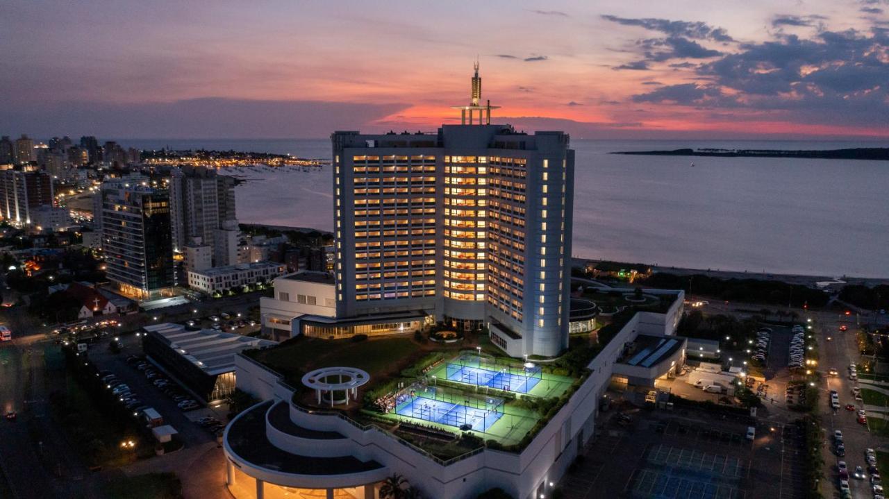 Enjoy Punta Del Este Kültér fotó Hilton Nicosia