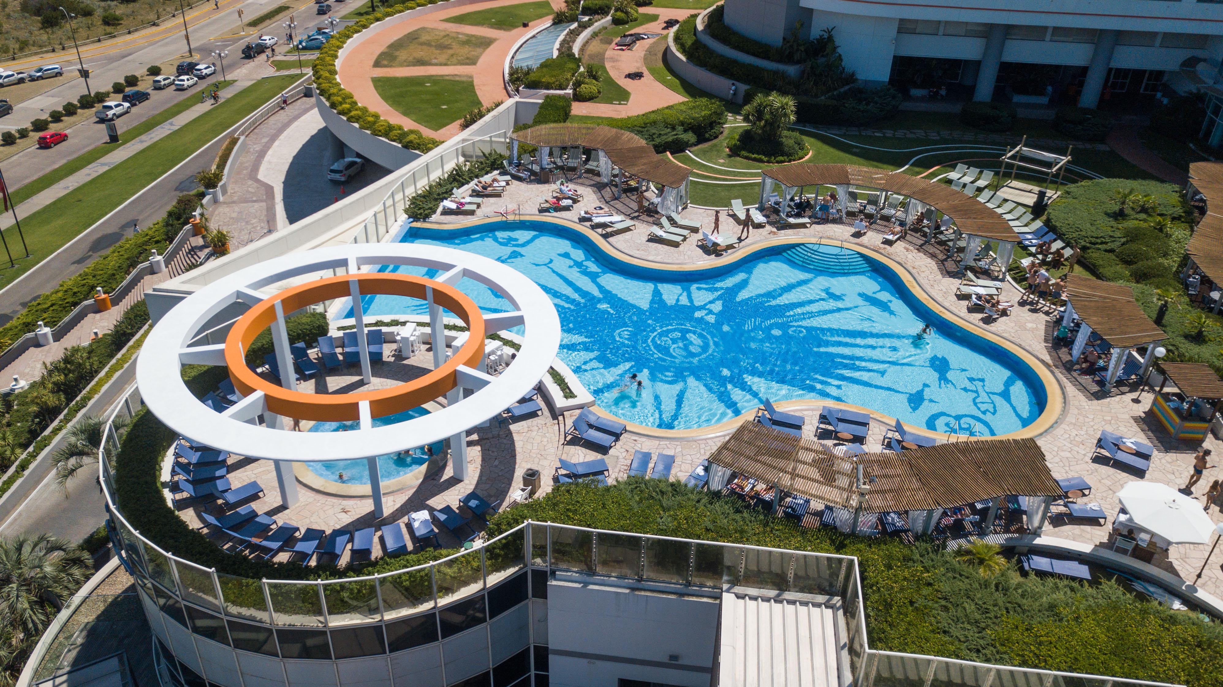 Enjoy Punta Del Este Kültér fotó The swimming pool at the top of the hotel