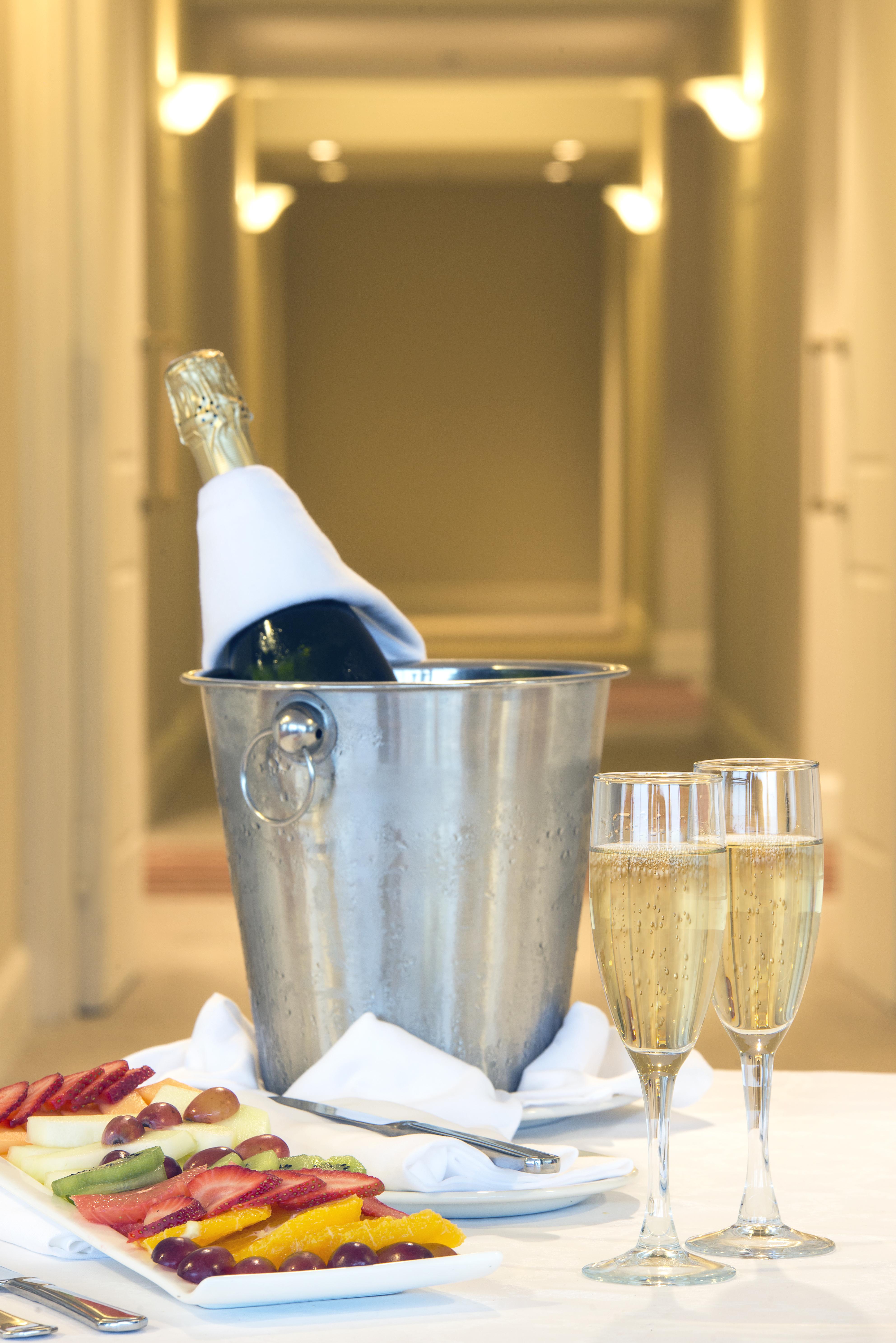 Enjoy Punta Del Este Kültér fotó Champagne