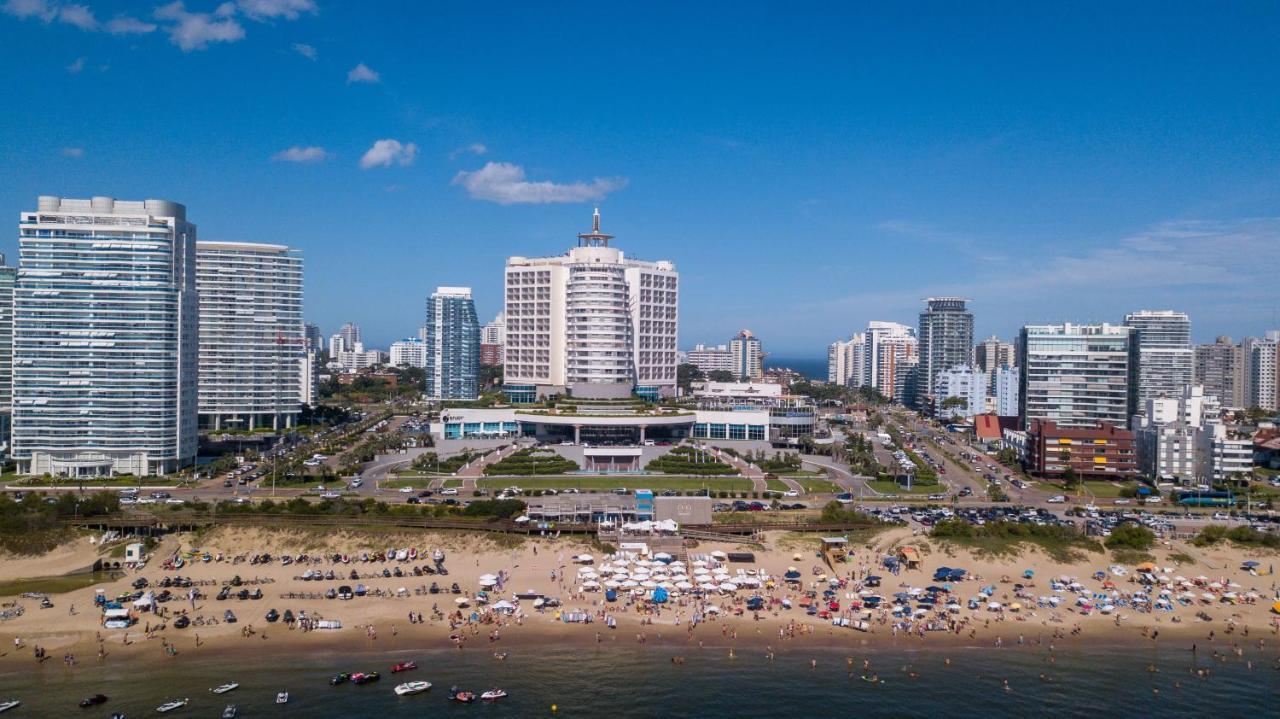 Enjoy Punta Del Este Kültér fotó Aerial view of Punta del Este