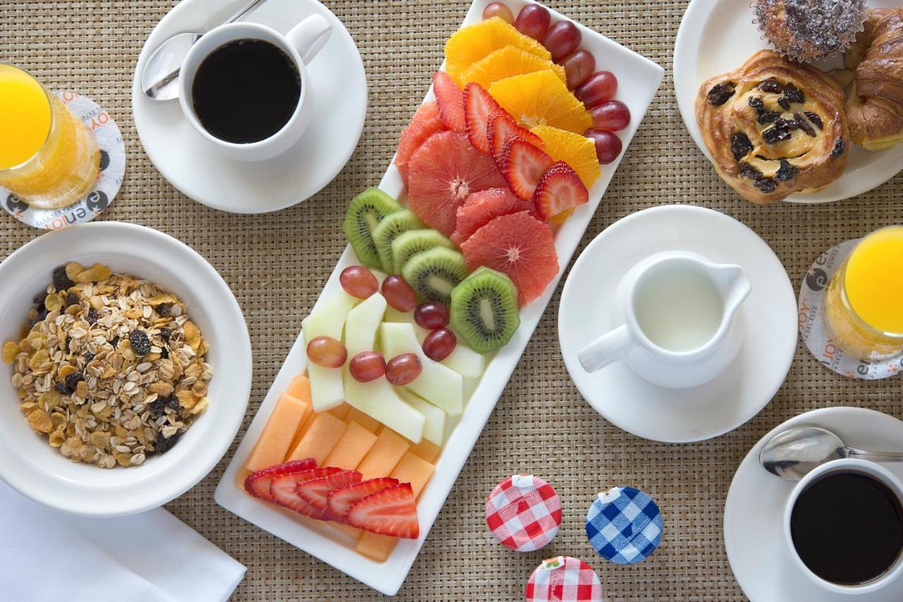 Enjoy Punta Del Este Kültér fotó A continental breakfast